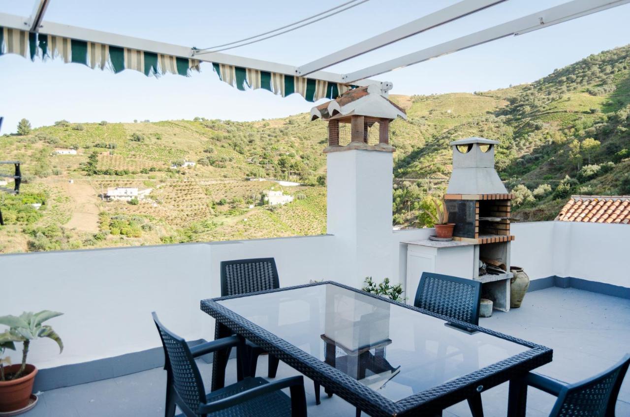 Alquiler Rural Cutar, Casa Robles Villa Buitenkant foto