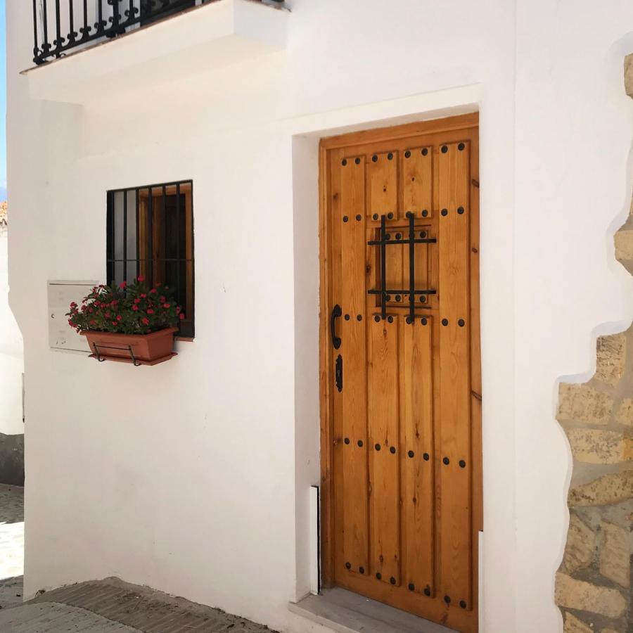 Alquiler Rural Cutar, Casa Robles Villa Buitenkant foto