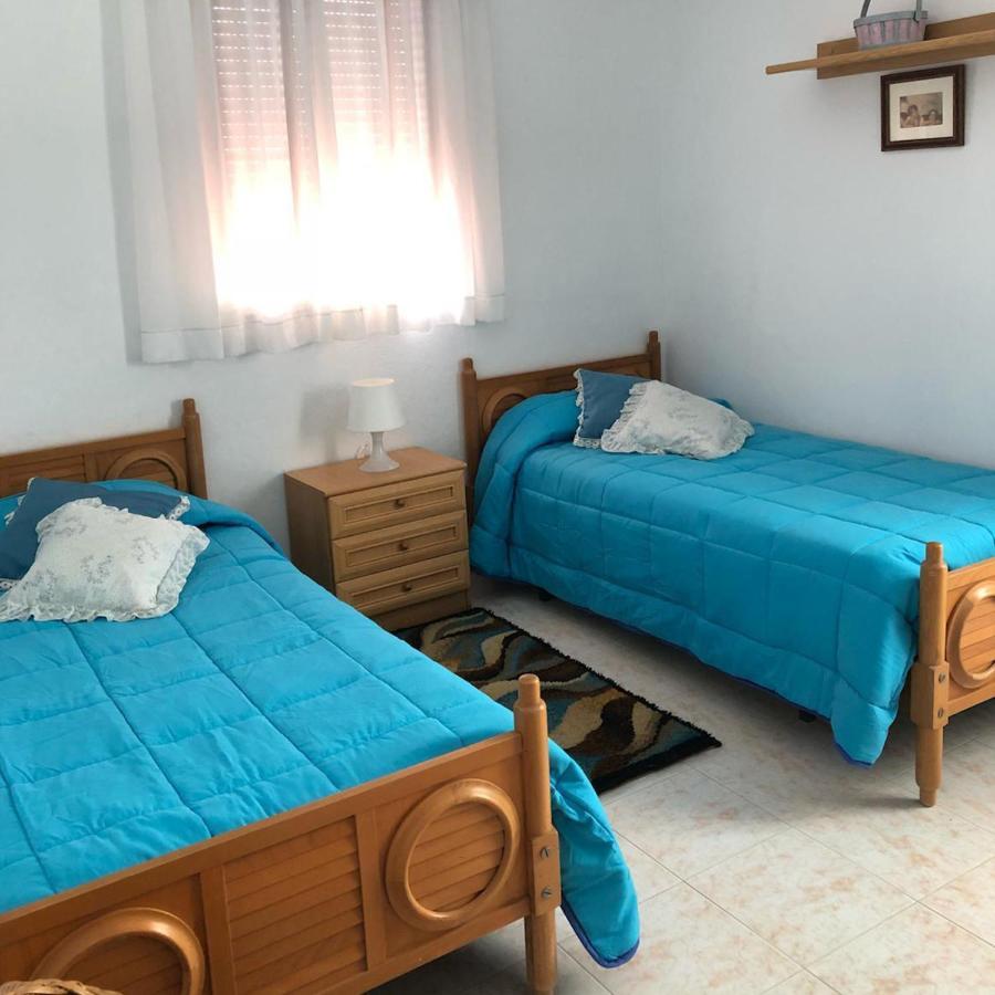 Alquiler Rural Cutar, Casa Robles Villa Buitenkant foto