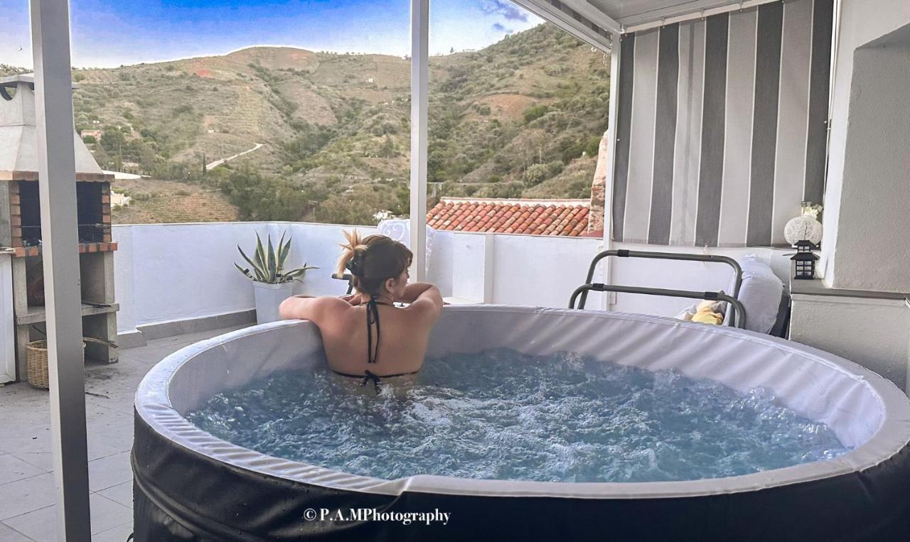 Alquiler Rural Cutar, Casa Robles Villa Buitenkant foto